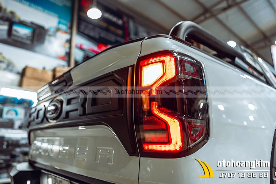 Đèn Hậu Ford Ranger 2023 Mẫu Mới Nhất - Ảnh 5