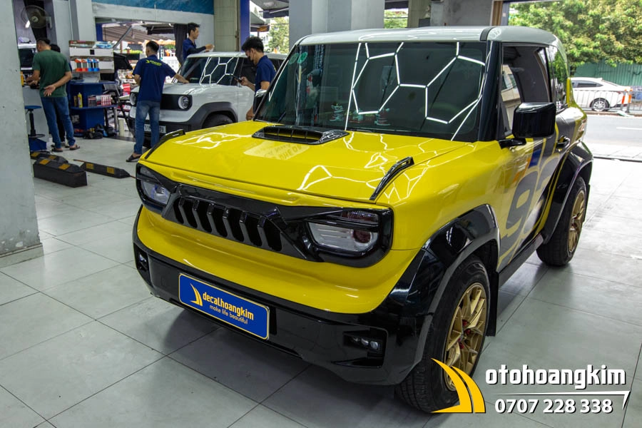 Tem xe Vinfast VF3 - Tem phong cách thể thao số 93 màu đen - Ảnh 3