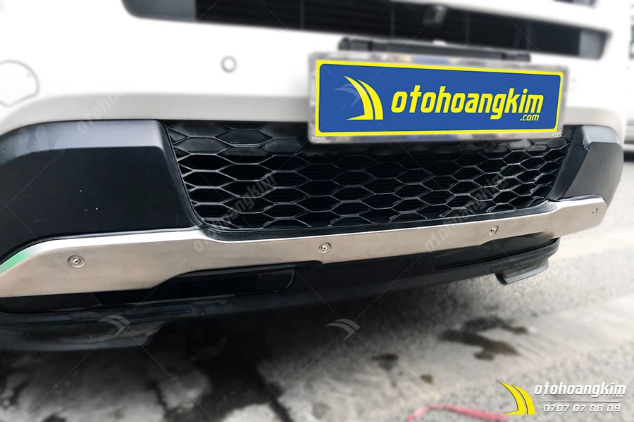 Ốp Cản Trước Ford Explorer - Ảnh 1