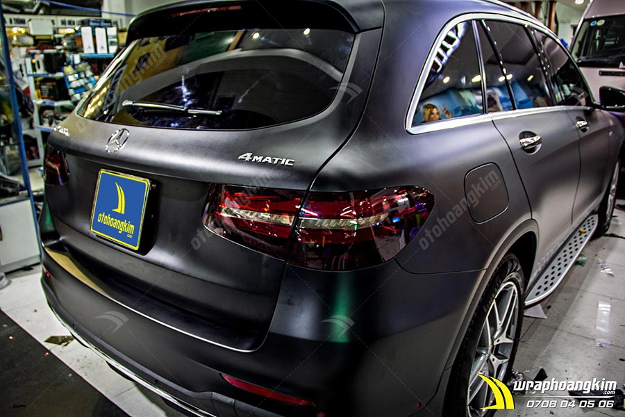 Dán đổi màu đen mờ Merceades Mercedes GLC 300 - Ảnh 4