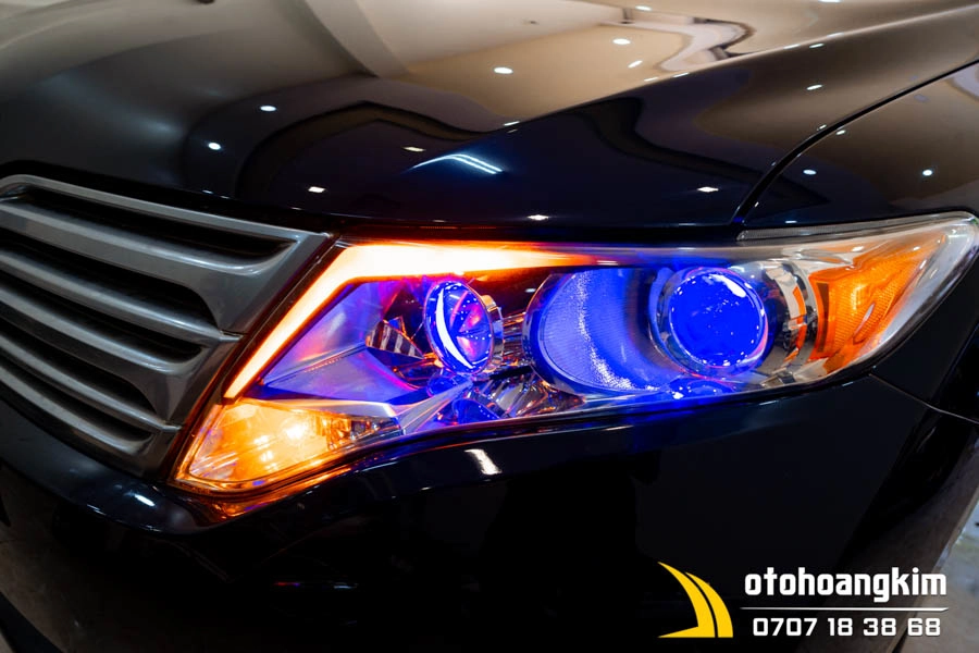 Độ Đèn Pha Toyota Venza - Ảnh 1