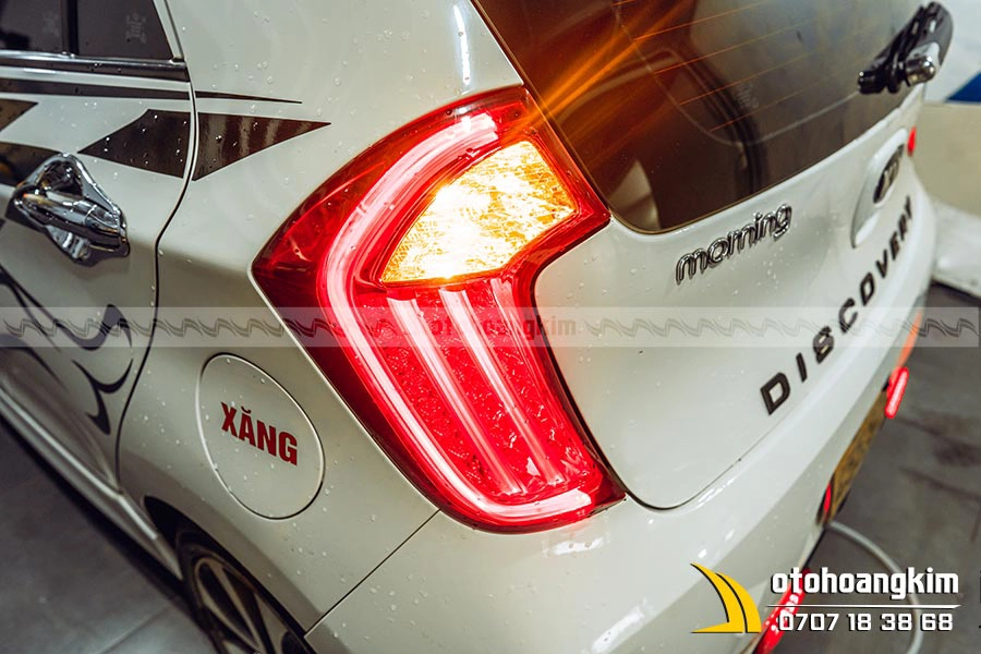 Độ đèn hậu Kia Morning - Ảnh 2