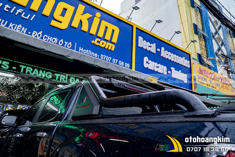 Vai thể thao Nissan Navara - Ảnh 1