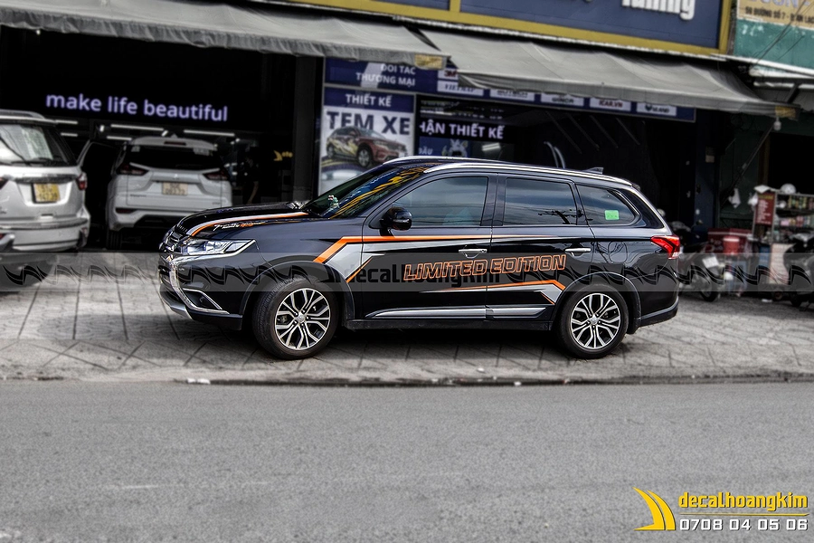 Tem Xe Mitsubishi Outlander - MOU016 - Ảnh 1