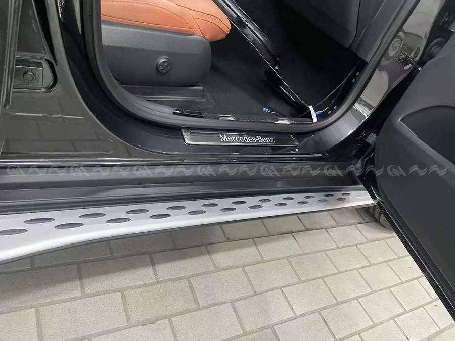 Bậc lên xuống cơ Mercedes GLC 2024 - Ảnh 4