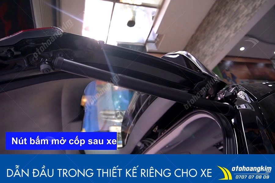 Ty cốp điện Toyota Fortuner - Ảnh 1