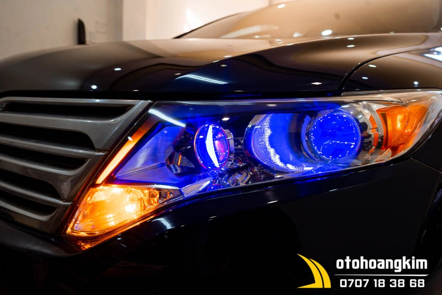 Độ Đèn Pha Toyota Venza - Ảnh 2