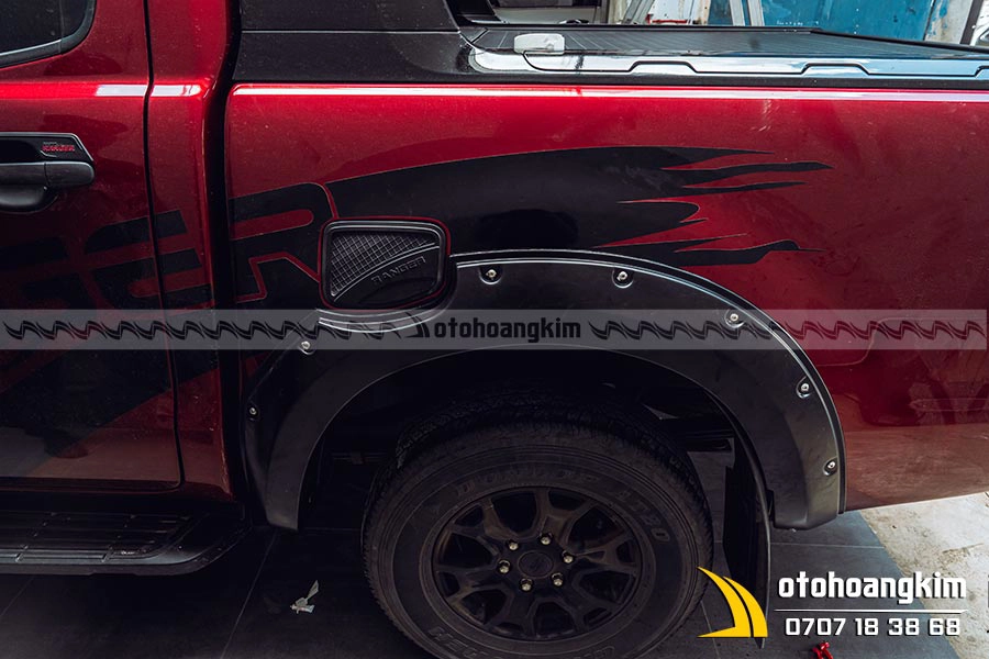 Ốp cua lốp Ford Ranger - Ảnh 1