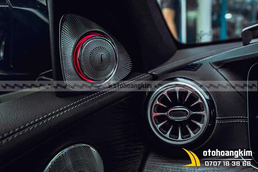Độ Loa Mercedes E 300 Có Đèn Led - Ảnh 1