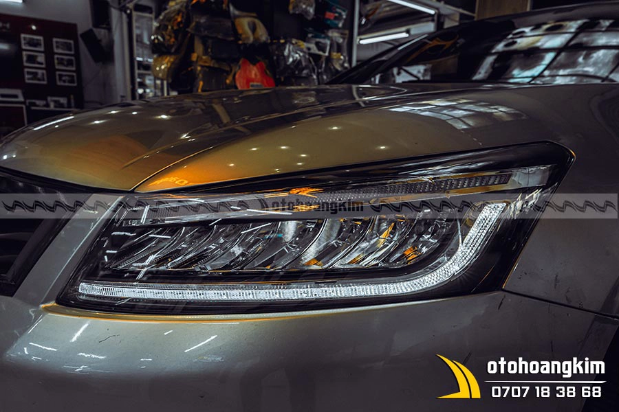 Độ đèn nguyên cụm Honda Accord - Ảnh 2