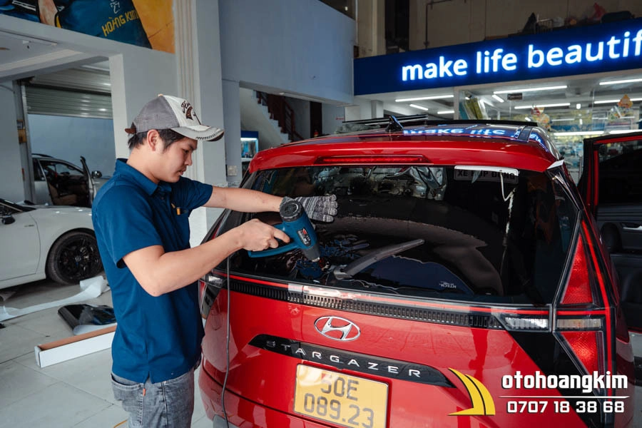 Dán phim cách nhiệt Ntech tiêu chuẩn xe 7 chỗ full Hyundai Stargazer - Ảnh 3
