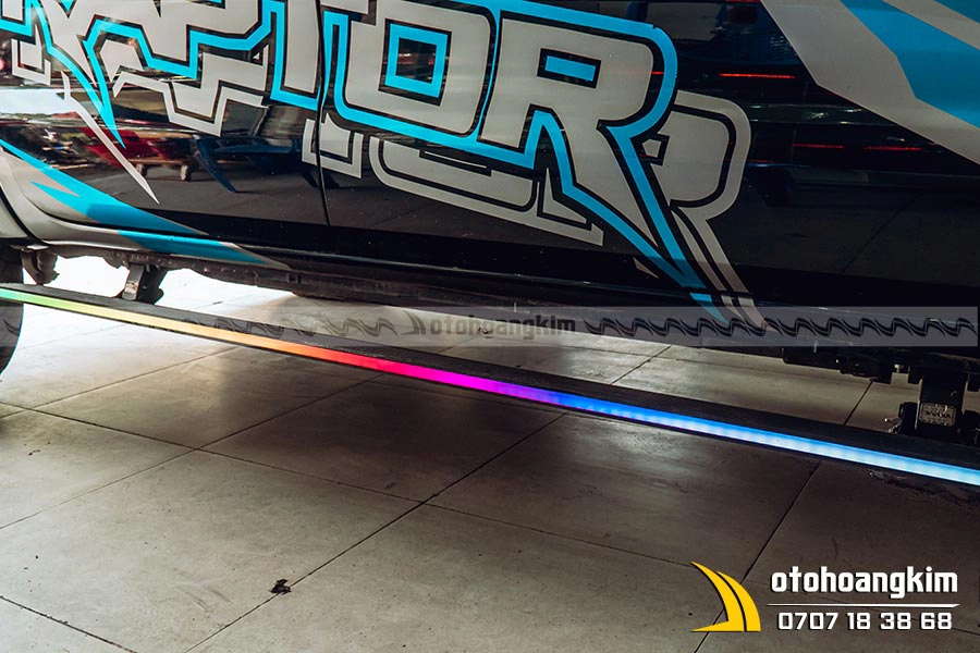 Bệ Bước Tự Động Raptor Có Đèn LED - Ảnh 1