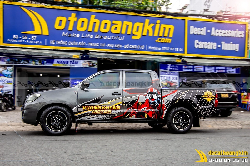 Tem Xe Toyota Hilux - THI032