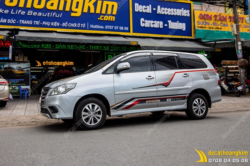 Tem Xe Toyota Innova - TIN083