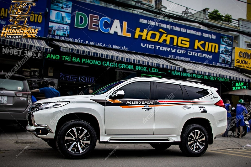 Tem Xe Mitsubishi Pajero - MPA001