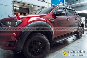 Ốp cua lốp Ford Ranger
