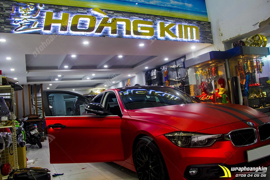 Dán đổi màu đỏ mờ Bmw 320i - Ảnh 2