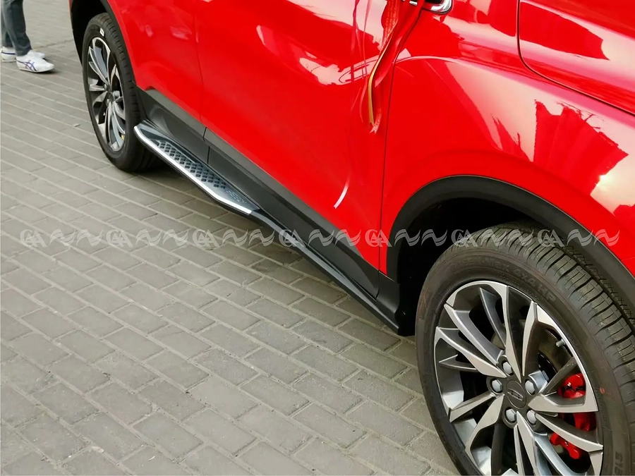 Bậc lên xuống cơ Geely Coolray mặt nhôm - Ảnh 2