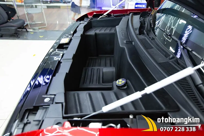 Cốp trước VF3 + khoá capo (khóa điện)