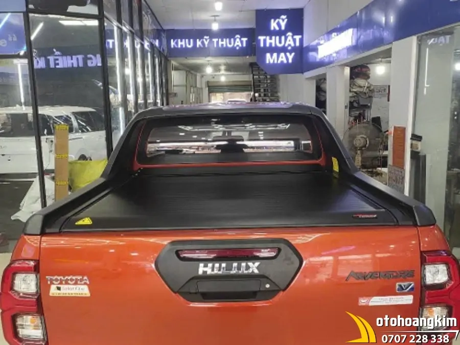 Nắp thùng cuộn điện Option 4x4 Hilux Rocco - Ảnh 1