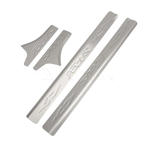 Nẹp bước chân ngoài Ford Focus [2012-2020]