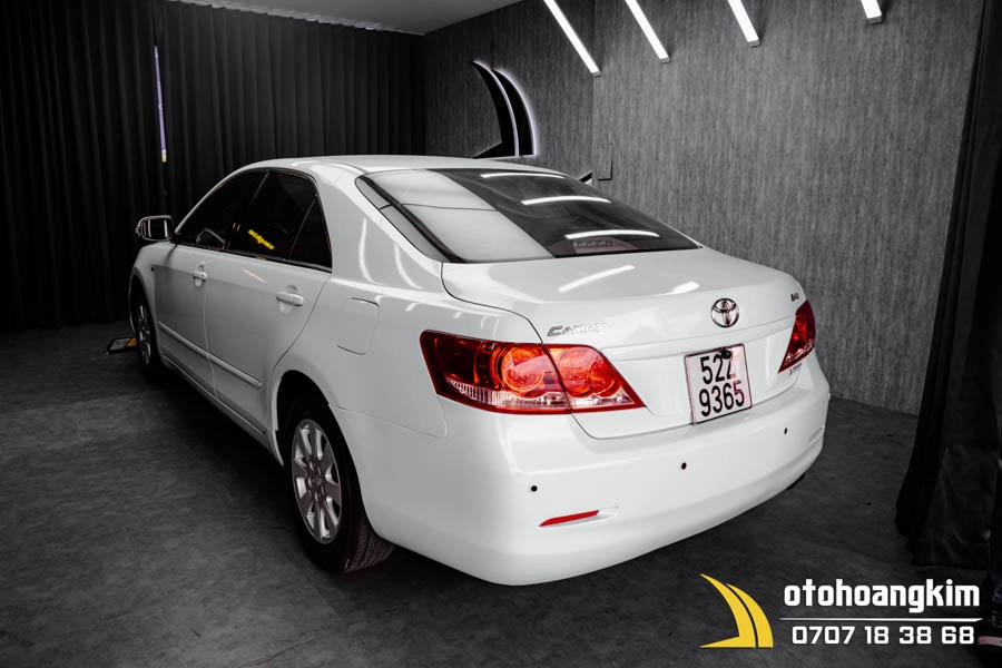 Wrap Đổi Màu Xe Toyota Camry 2010 Màu Trắng Sang TRỌNG - Ảnh 4