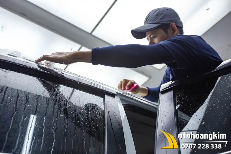 Dán PPF Avery Supreme Ultima xe Toyota Innova