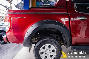 Ốp Cua Lốp Ford Ranger 2017 Có Đinh Có Lỗ Cảm Biến