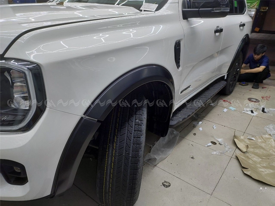 Ốp cua lốp Everest 2022+ - Ảnh 2