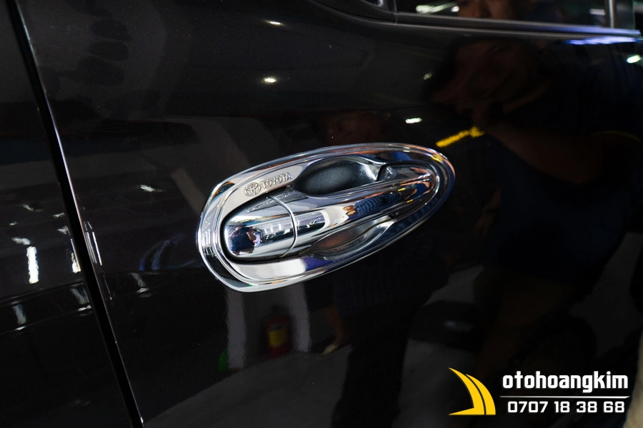 Chén Cửa Toyota Innova 8 Miếng 2017 - Ảnh 1