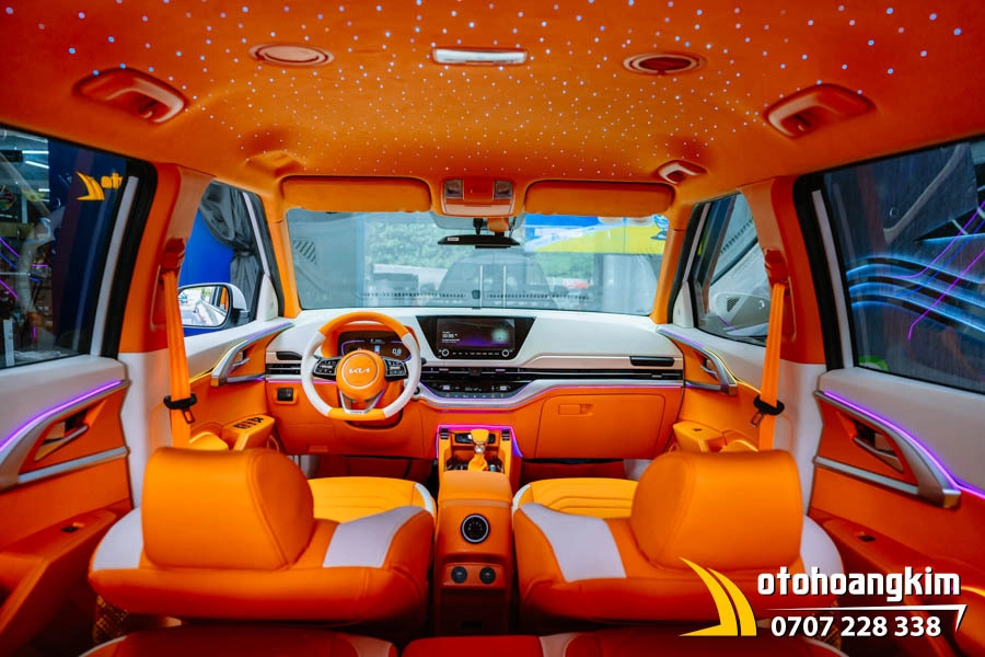 Kia Carens Bọc Trần Da Lộn Và Trần Sao Rơi - Ảnh 2