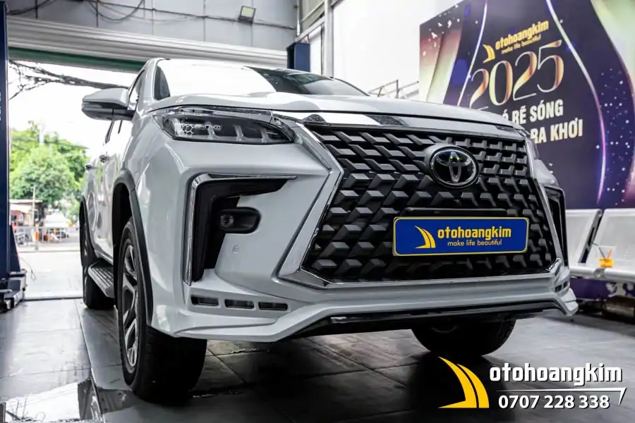 Cản trước body Fortuner 2021 - Ảnh 3
