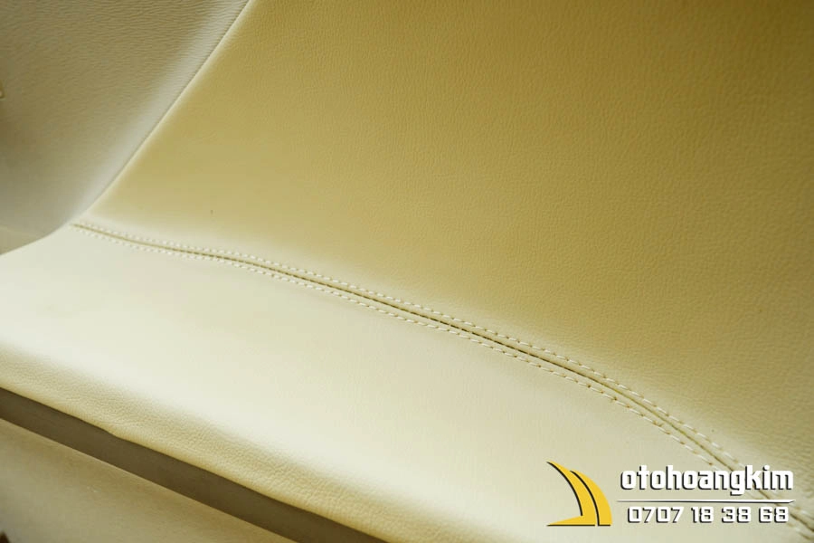 Bọc da tapi Toyota Venza - Ảnh 4
