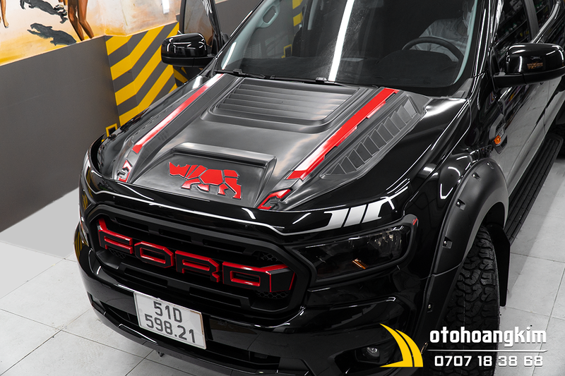 Ốp Nắp Capo Rhino Đen Đỏ Cho Ford Ranger