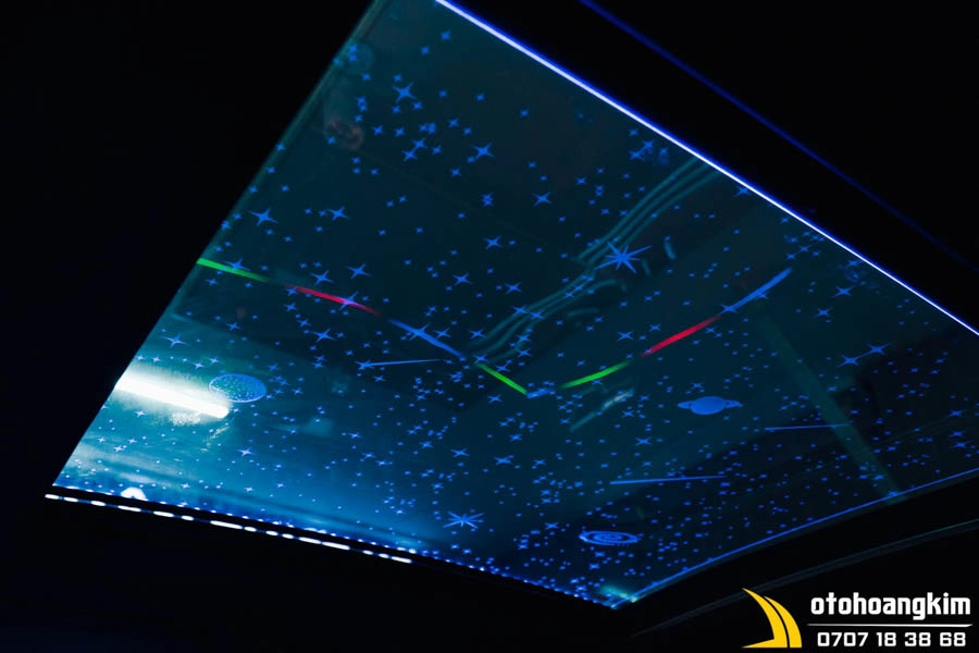 Led trần Starlight UV Kia Sorento 2021 sang trọng, đẳng cấp - Ảnh 1