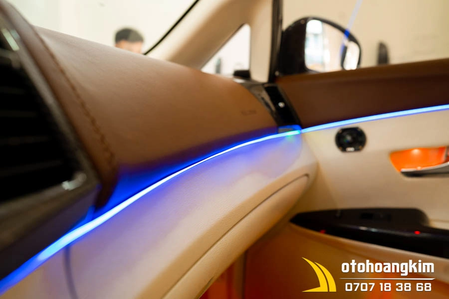 Led Nội Thất Xe Toyota Venza Kiểu Ma Trận Ambient Cao Cấp - Ảnh 2