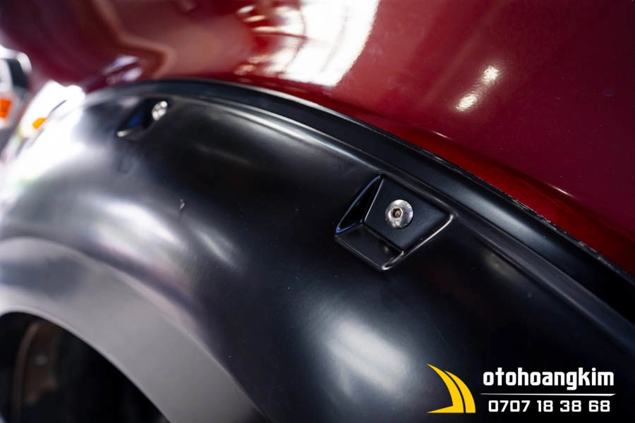 Ốp Cua Lốp Ford Ranger 2017 Có Đinh Có Lỗ Cảm Biến - Ảnh 3