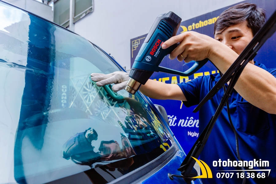 Dán Phim Cách Nhiệt 3M Xe Tải - Ảnh 5