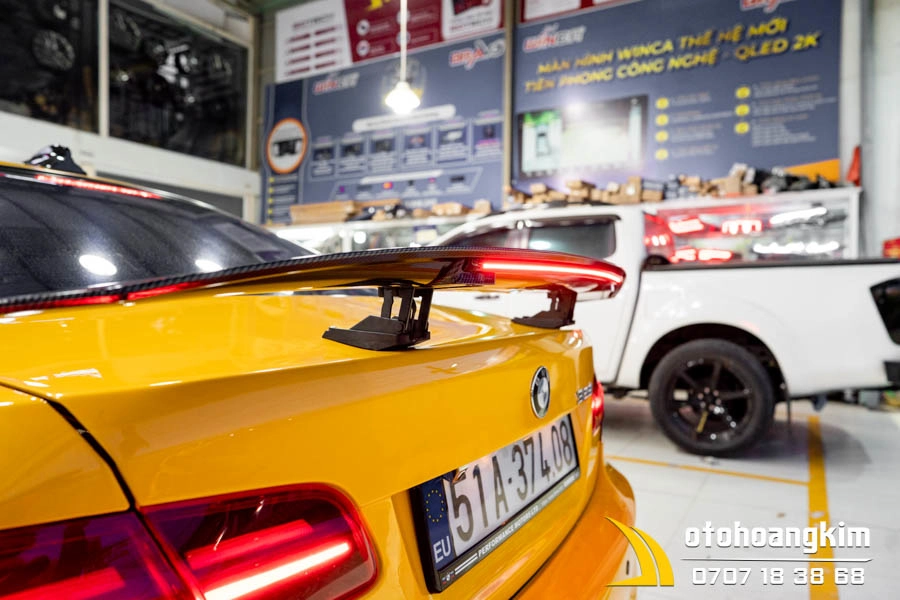 Đuôi cá cacbon điện thông dụng Bmw 328i - Ảnh 1