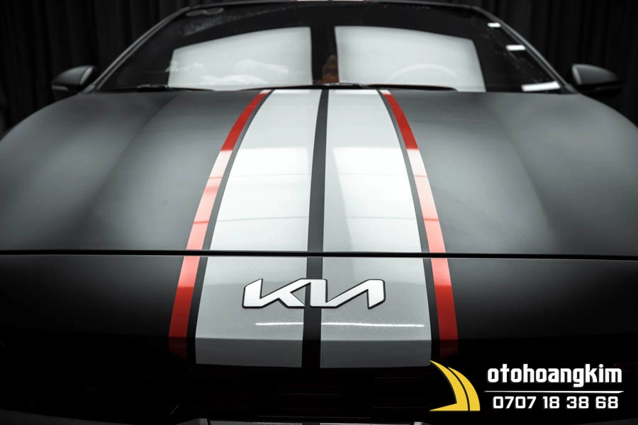 Wrap Đổi Màu Kết Hợp Tem Dọc Cho Xe KIA K3 - Ảnh 4