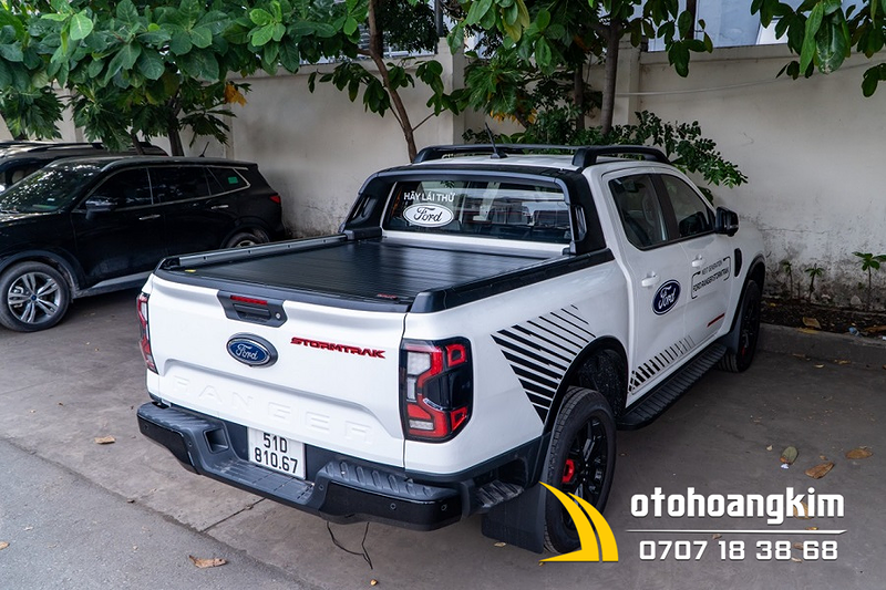 Nắp Thùng Cuộn Điện Option 4x4 Ranger Stormtrack 2022