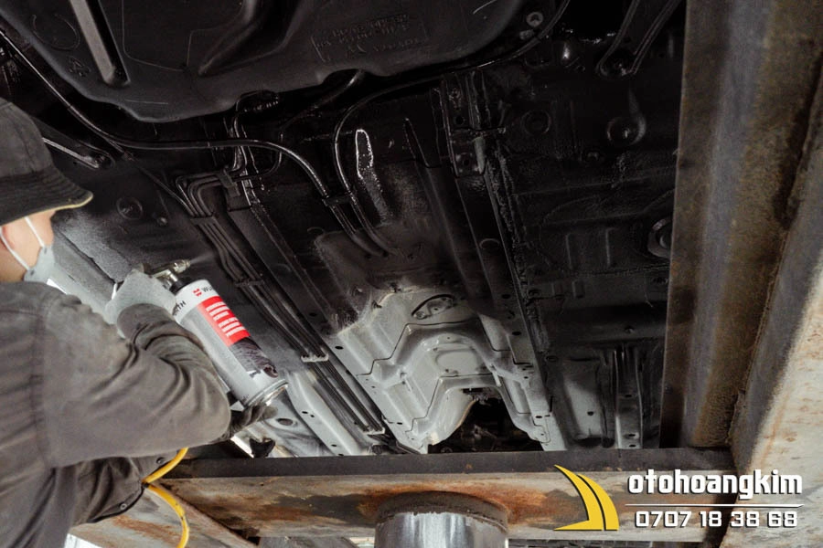 Phủ Gầm Xe Hyundai Santafe - Ảnh 3