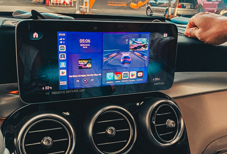 Màn hình android Winca Merc GLC300 - Ảnh 1