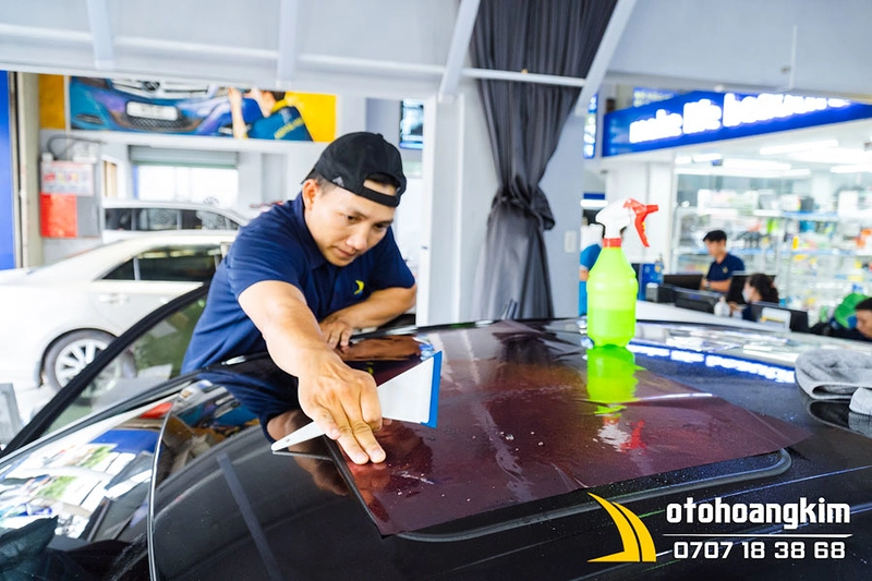 Dán Phim Cách Nhiệt 3M Nóc Ô Tô