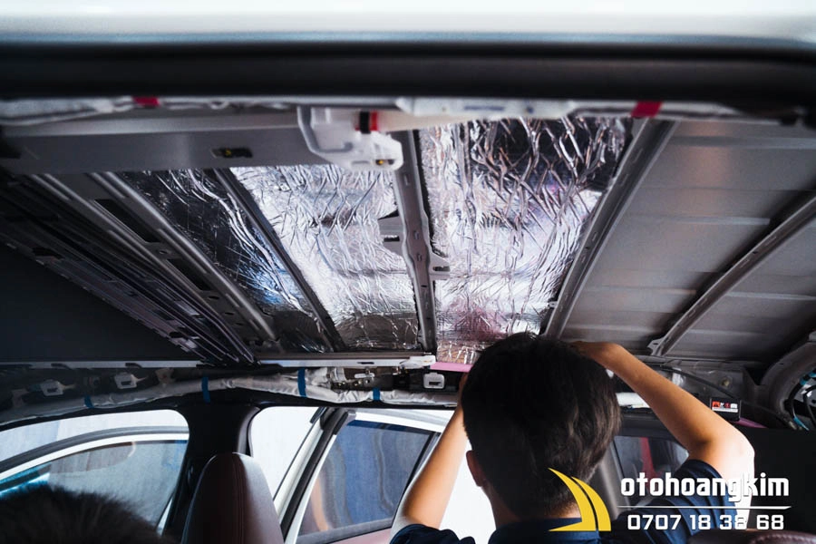 Cách âm mốt trần ô tô - Ảnh 4