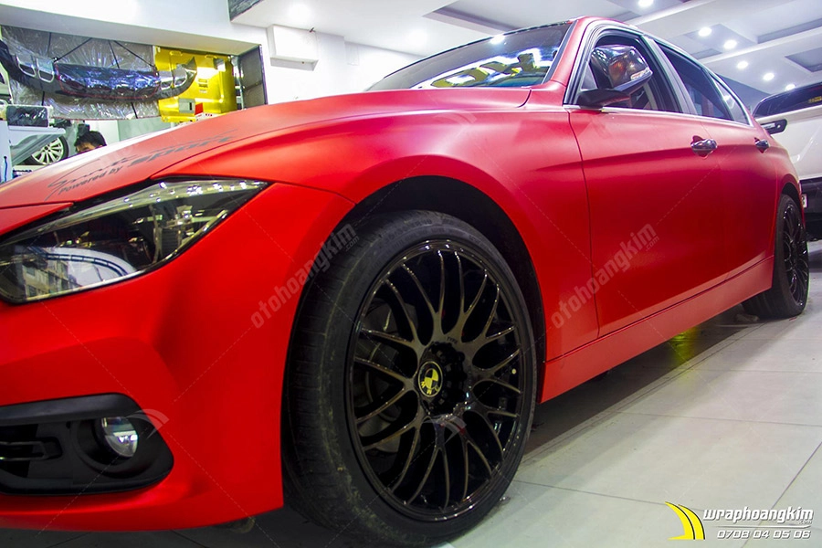 Dán đổi màu đỏ mờ Bmw 320i - Ảnh 3