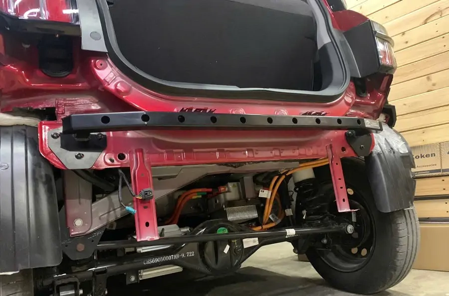 Thanh xương cản sau VF3 (thép) - Ảnh 2