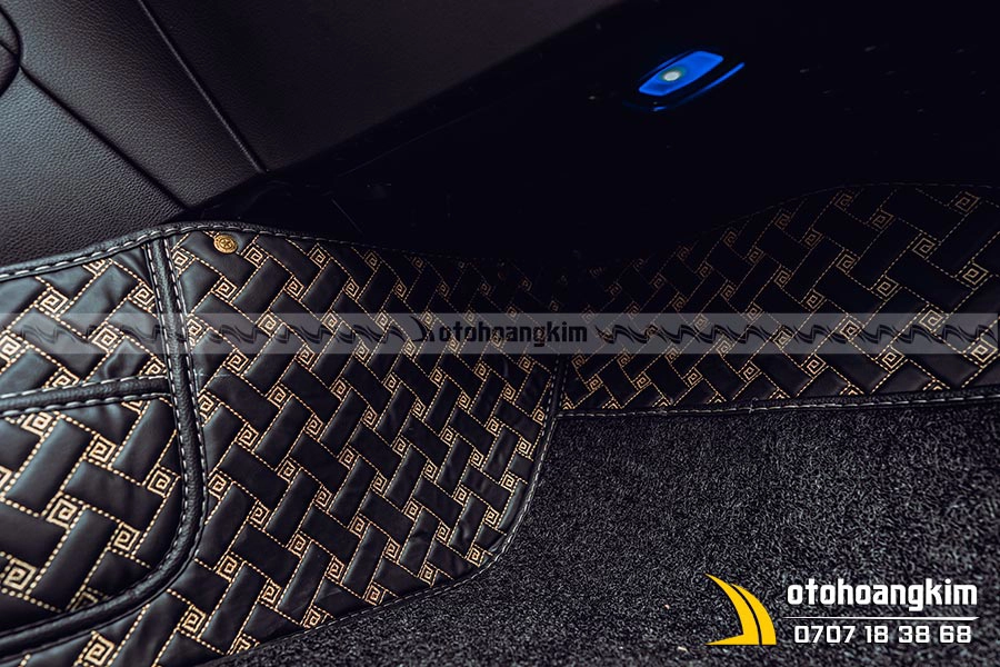 Thảm Sàn Mercedes GLC 200 Loại 5D Màu Đen Chỉ Vàng - Ảnh 5