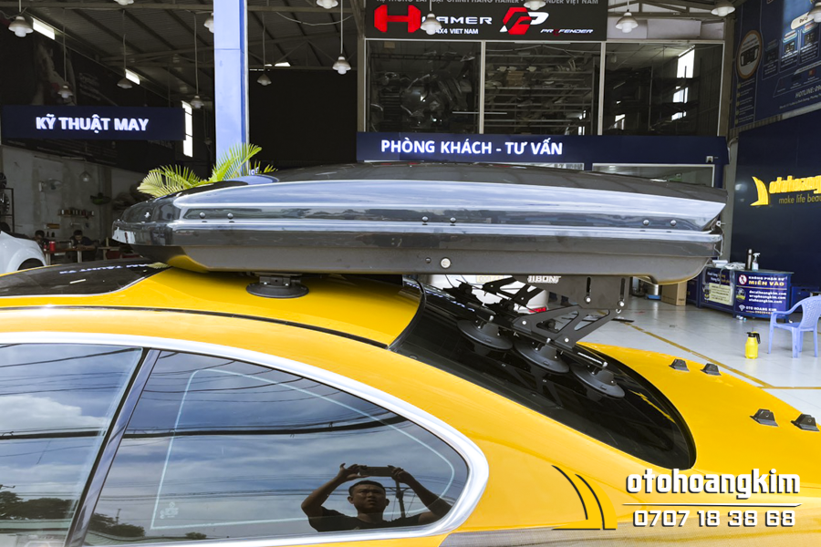 Hộp Đựng Đồ Trên Nóc Xe Hãng Shiturui 700L Đen - Ảnh 2