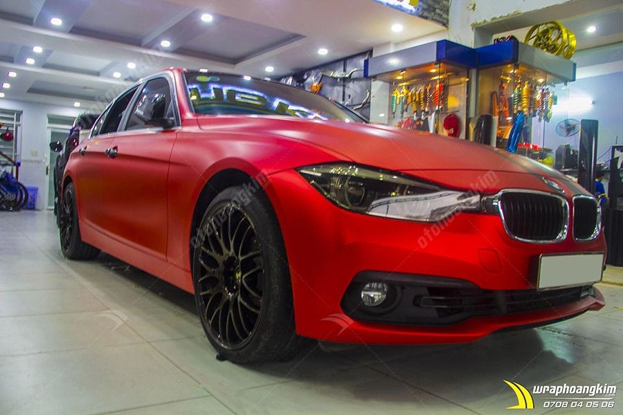 Dán đổi màu đỏ mờ Bmw 320i - Ảnh 1